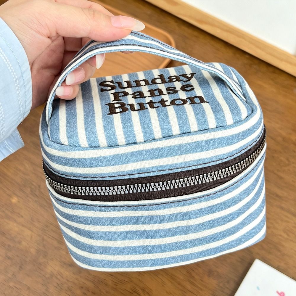 휴대용 파란색과 흰색 줄무늬가 있는 사각형 수납함, 손 - Cosmetic Bags 리뷰 및 가격